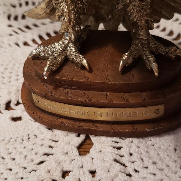 Bradford Exchange "Majestic Sentinels" from On Eagle's Wings Collection Statue - Picture 7 of 8
